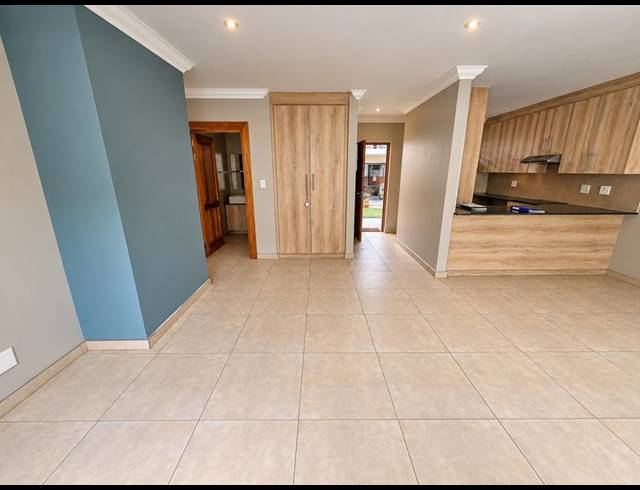 3 BEDROOM APARTMENT FOR SALE IN PRETORIUSPARK